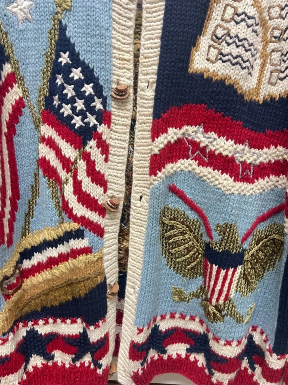 Eagle's Eye Collectibles Vintage 90's Patriotic Bear Cardigan Sweater - Picture 4 of 9